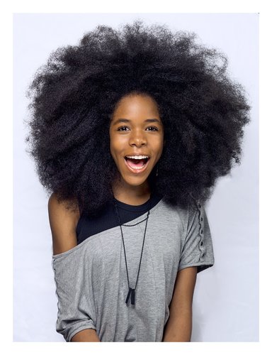 COMMENT BIEN DEMELER SES CHEVEUX CREPUS ?