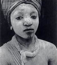 Madam Yoko, Reine de Senehun