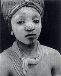 Madam Yoko, Reine de Senehun