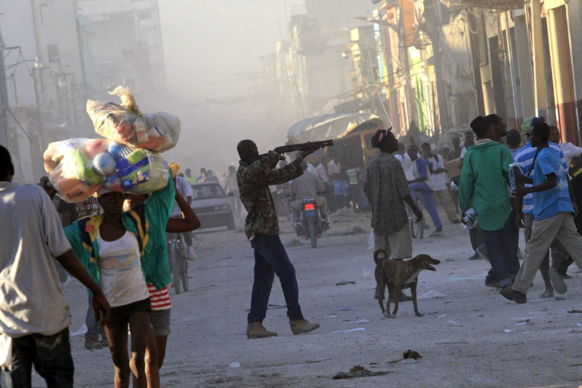 3 Haïtiens meurent chaque jour de coups de feu