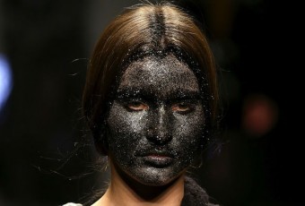 Mannequins au visage peint en noir : un couturier italien accusé de racisme