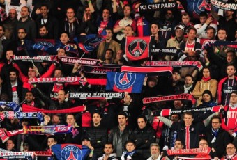 Vidéo – Des Parisiens se moquent des supporters racistes de Chelsea