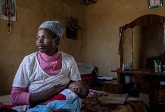 Afrique du Sud : Des femmes séropositives portent plainte pour stérilisation forcée