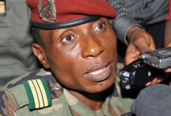Présidentielle en Guinée : Moussa Dadis Camara officialise sa candidature