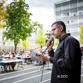 Rachid Santaki: « Je ne fais pas l’éloge de l’école, je souligne son importance et son rôle central. »