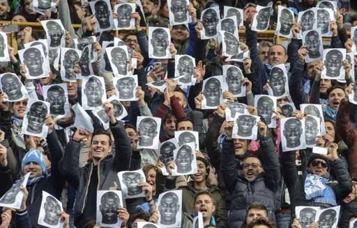 Football : le bel hommage des supporters de Naples à Kalidou Koulibaly