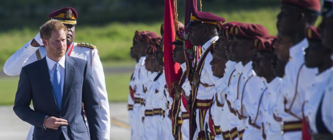 La visite du Prince Harry aux Caraïbes déclenche une campagne anti-coloniale sur Twiter