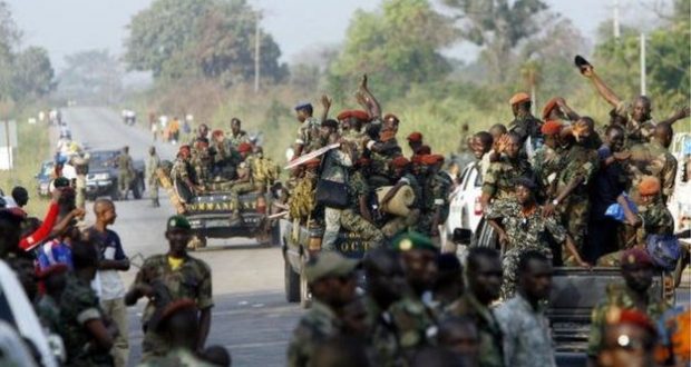 Mutinerie en Côte d’Ivoire : Le président Ouattara congédie les chefs de la sécurité