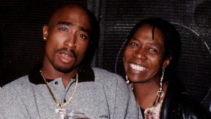 Les lyrics de Dear Mama par 2Pac en vente pour 75000 dollars