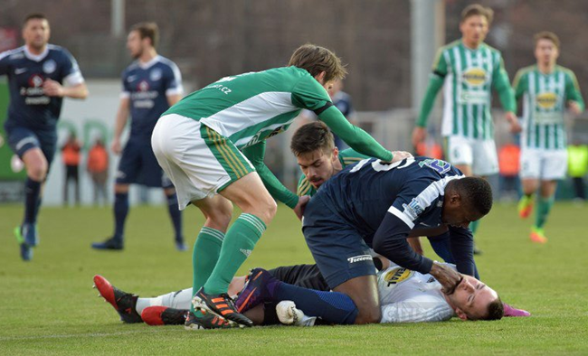 Francis Kone sauve la vie d’un adversaire pendant un match