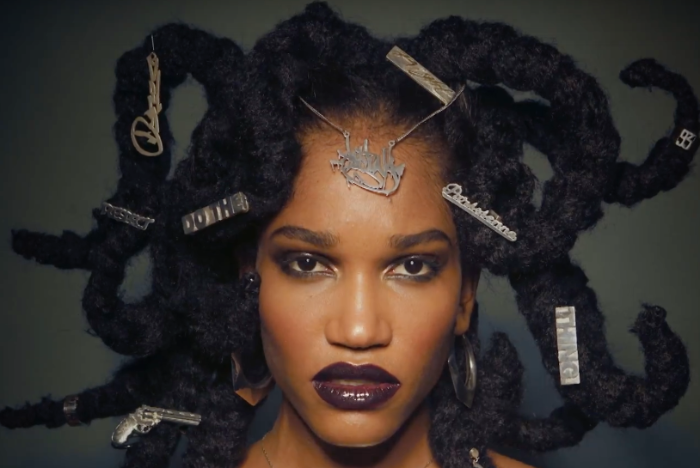 [Expo] « Medusa »: la place des bijoux dans l’univers Hip-Hop