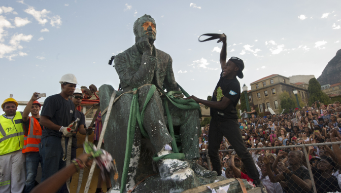 Petit tour du monde des monuments esclavagistes détruits par des activistes