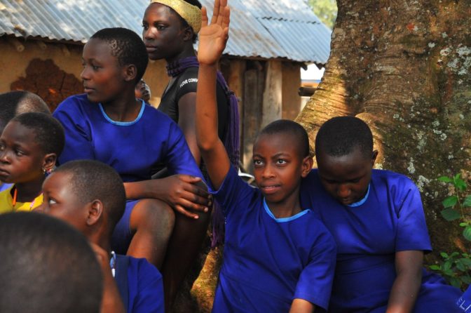 Ecosmart Pads, une entreprise ougandaise qui fabrique des serviettes hygiéniques bon marché pour les jeunes filles défavorisées