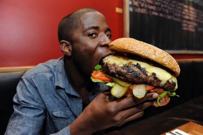 Quand les fast-food aggravent le problème d’obésité en Afrique