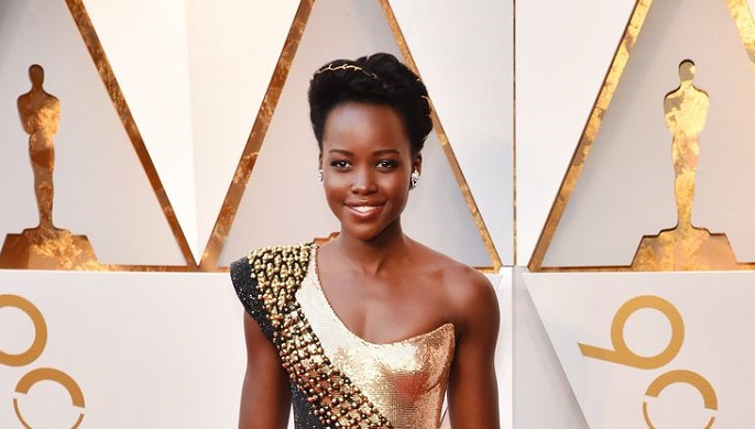 Lupita met l’Amasunzu à l’honneur aux Oscars