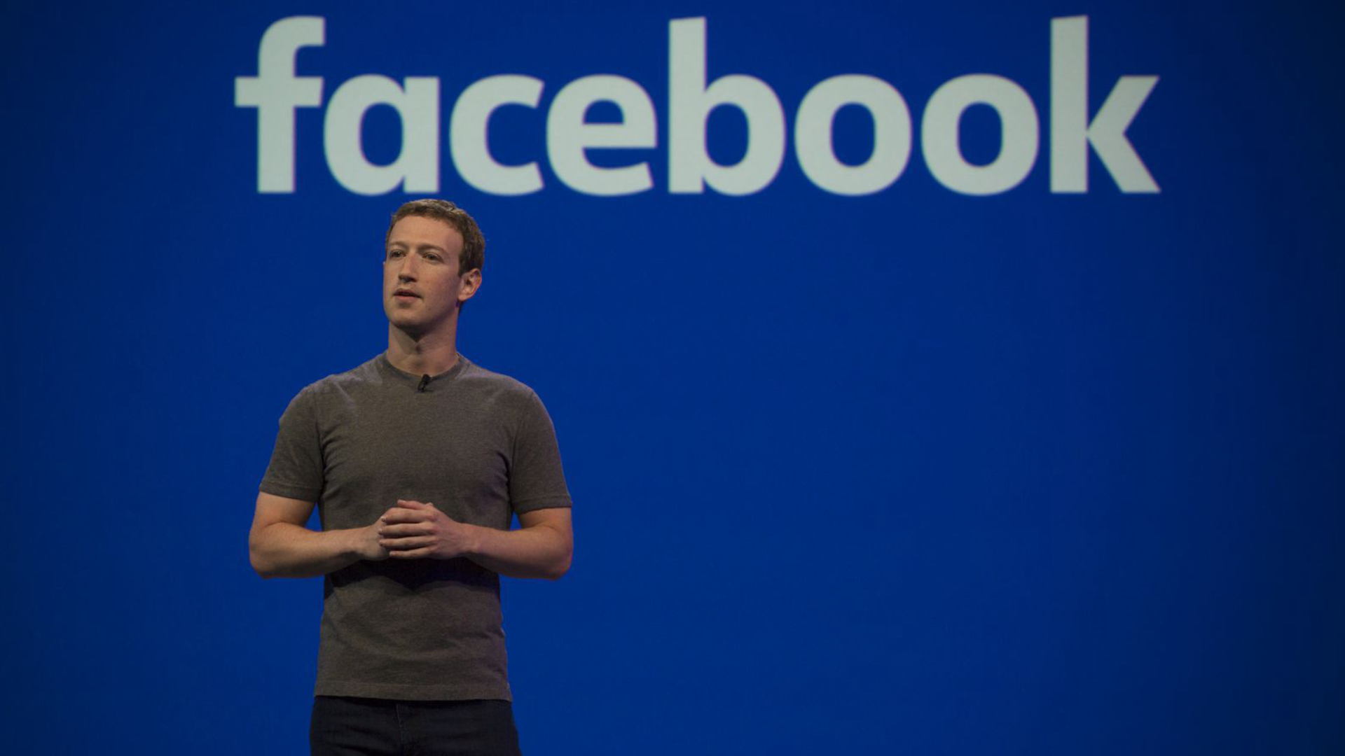 Marc Zuckerberg et Jay-Z s’associent pour créer « Black Facebook », un réseau social exclusivement Noir