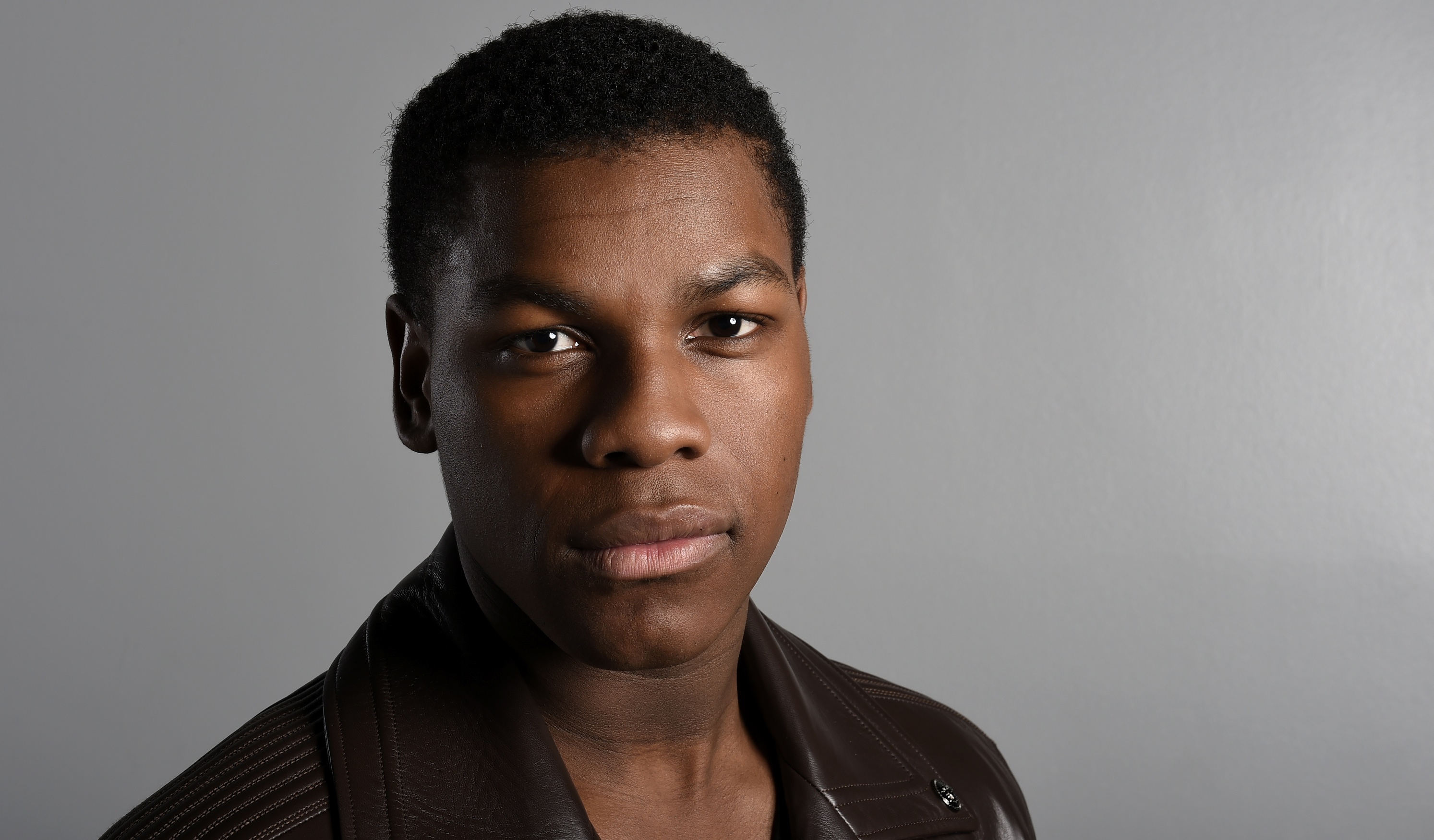 Selon John Boyega, Hollywood est prêt à raconter des histoires africaines