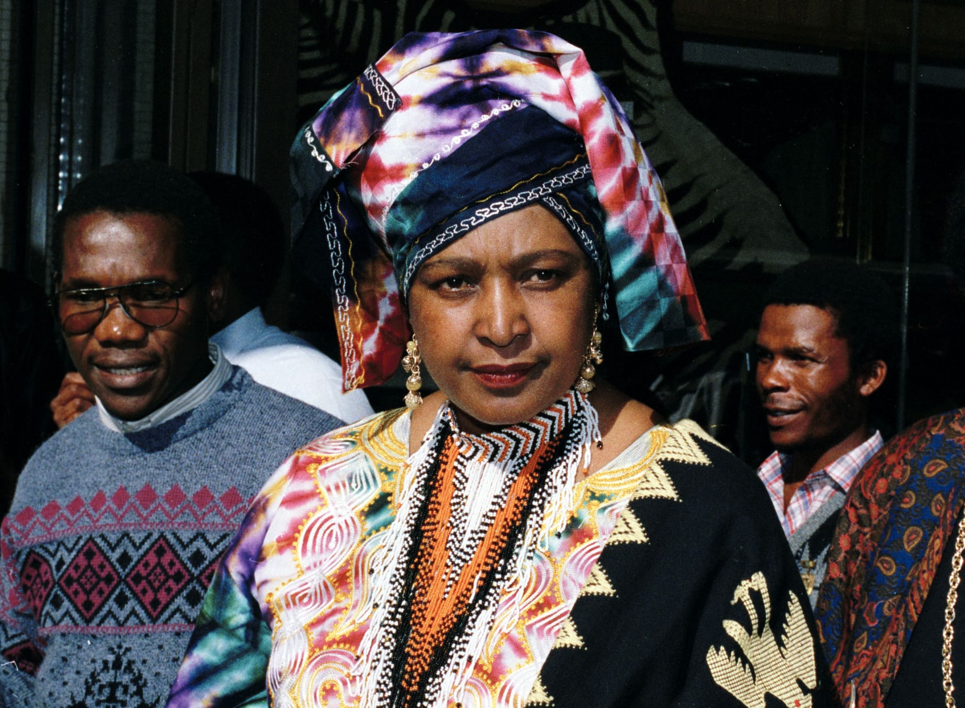 Winnie Mandela: sa vie et son combat en images