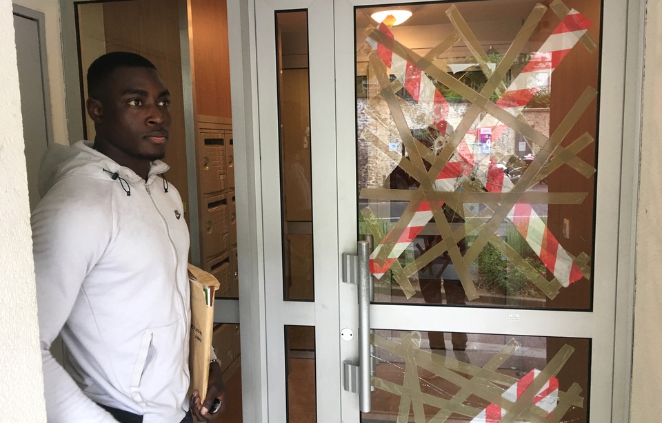Bavure policière : « Ils m’ont dit : ‘Tu vas mourir sale noir !' »