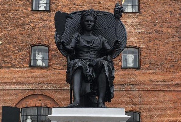 La statue de la reine rebelle Mary Thomas, trône désormais au Danemark