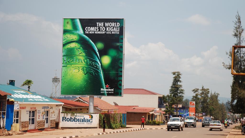 Affiche publicitaire d'Heineken au Rwanda