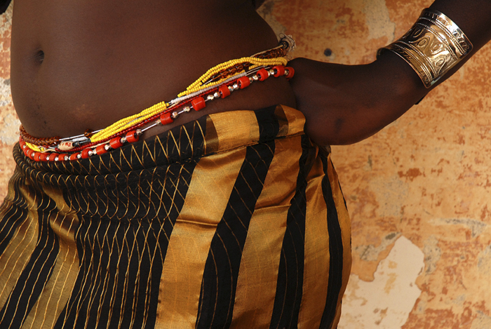 La ceinture de hanches, une sorte de lingerie traditionnelle africaine