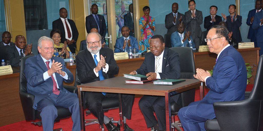 RDC : signature d’un accord sino-espagnol pour le barrage Inga III