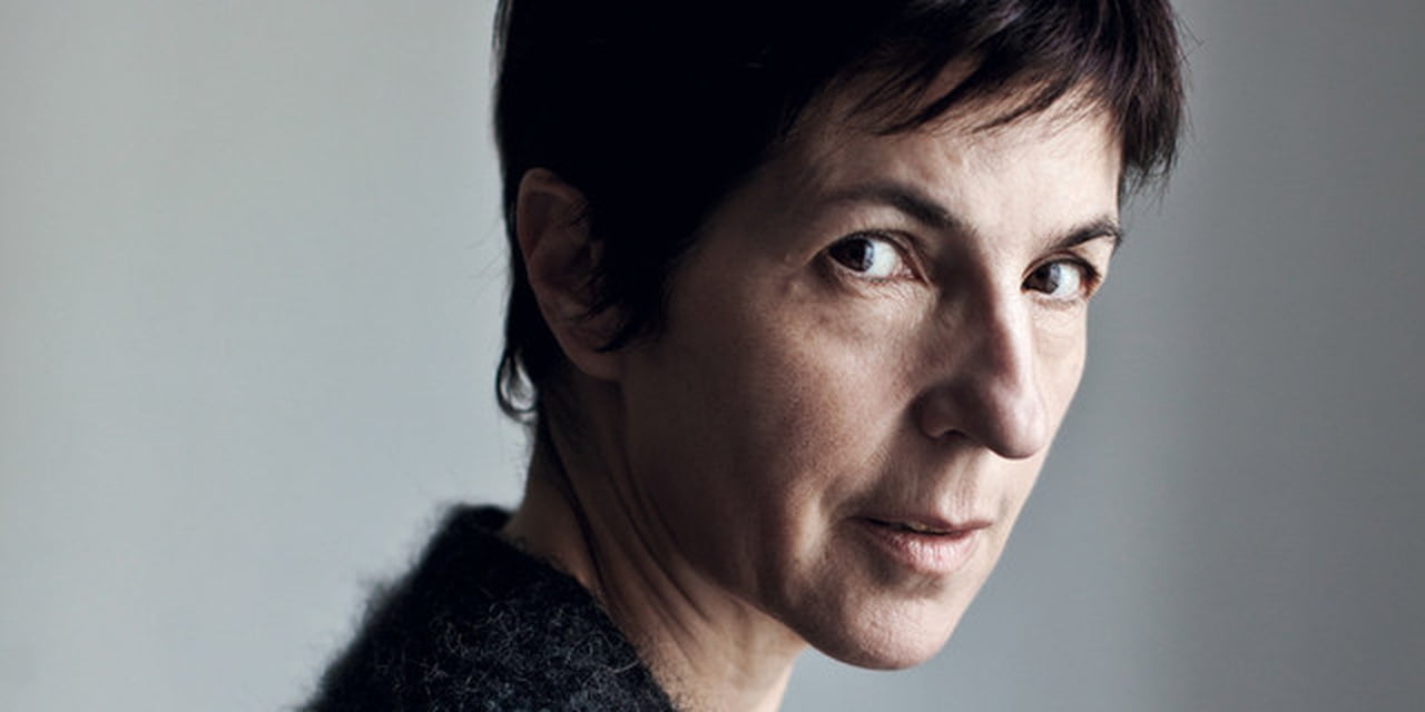 Négationnisme : Christine Angot est-elle la voix du Ku Klux Klan ?