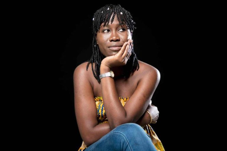 LA BLOGUEUSE IVOIRIENNE ORPHELIE THALMAS PROPULSE LA CULTURE AU SOMMET !