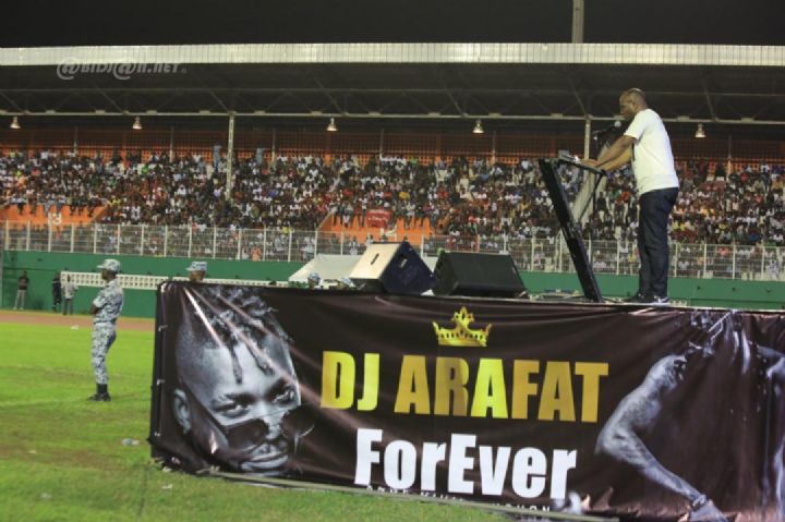 DJ ARAFAT : UN LONG WEEK-END DE FUNÉRAILLES