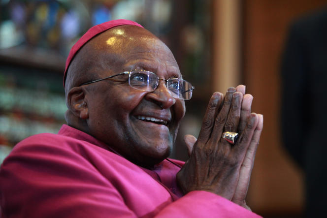 L’archevêque Desmond Tutu, père de la “nation arc-en-ciel” d’Afrique du Sud