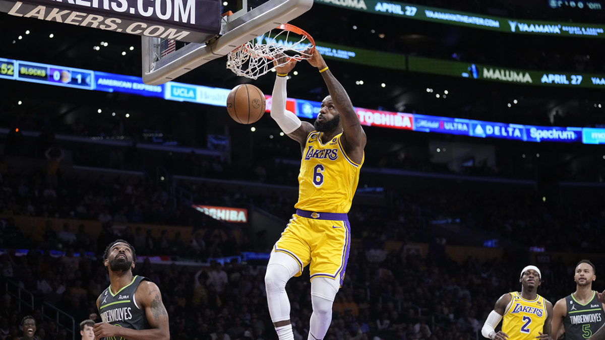 Les Lakers arrachent une victoire épique en prolongation, LeBron James et Schröder en héros