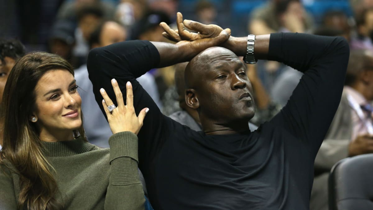 Michael Jordan envisage de vendre la majorité de sa participation dans les Charlotte Hornets