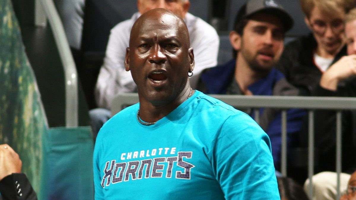 Michael Jordan envisage de vendre la majorité de sa participation dans les Charlotte Hornets