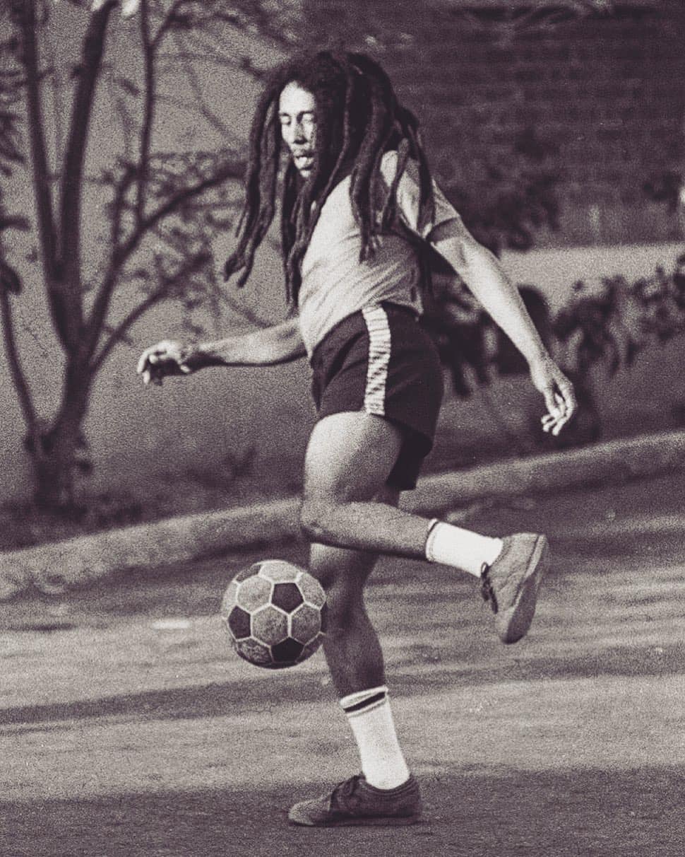 Bob Marley : légende du reggae et icône musicale mondiale