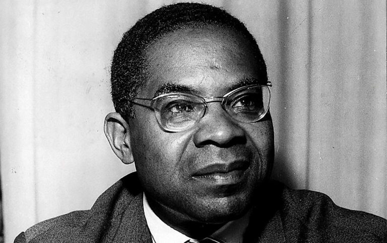 19 mars 1946 : de Colonisation à la départementalisation