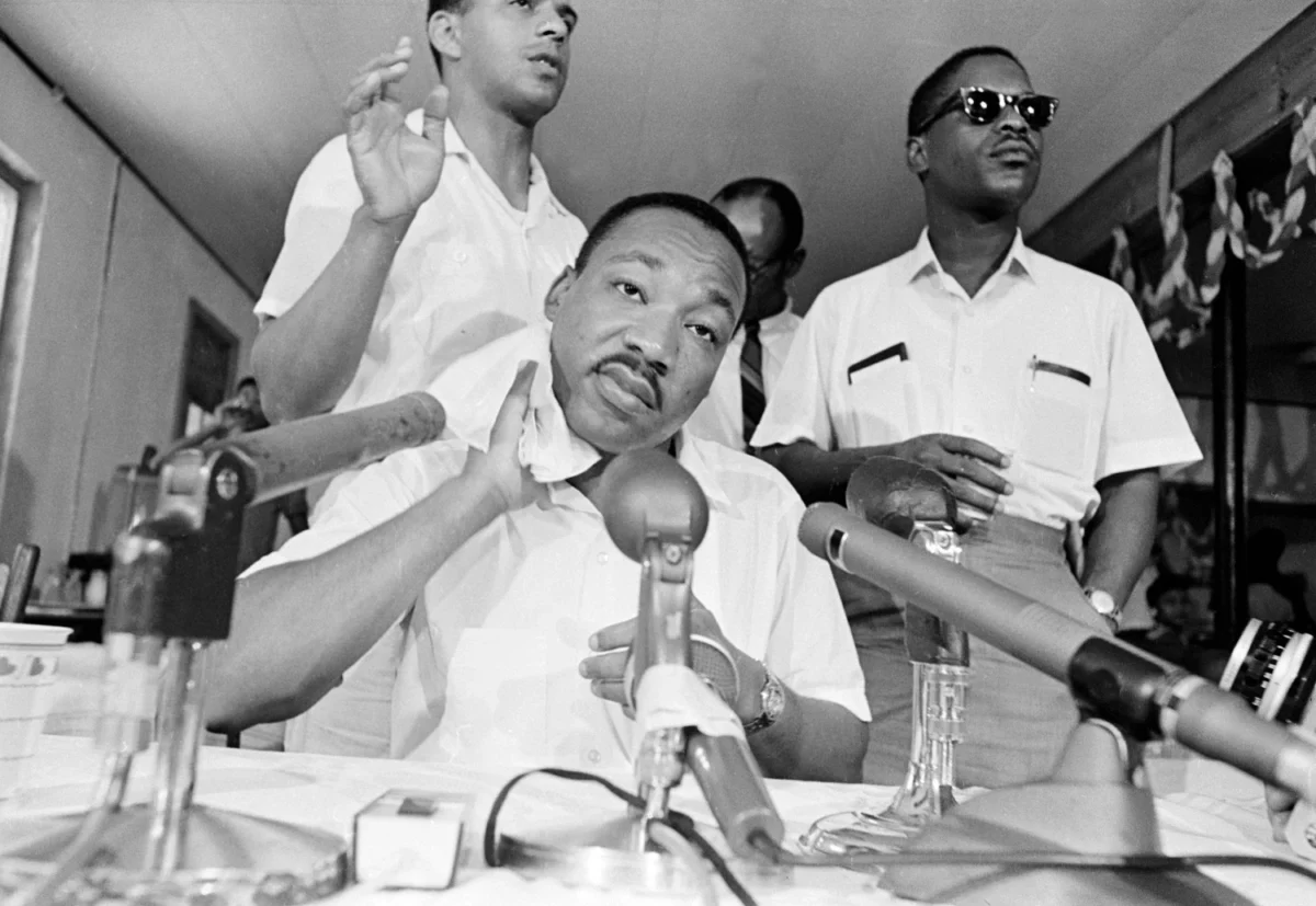 Révélations des dossiers du FBI : les relations controversées de Martin Luther King Jr.