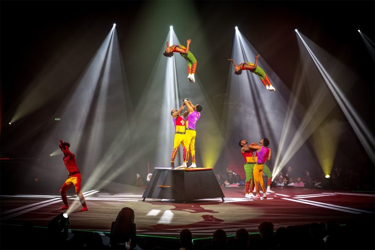 CirkAfrika, une célébration éblouissante de l’âme africaine sous la coupole du Cirque Phénix