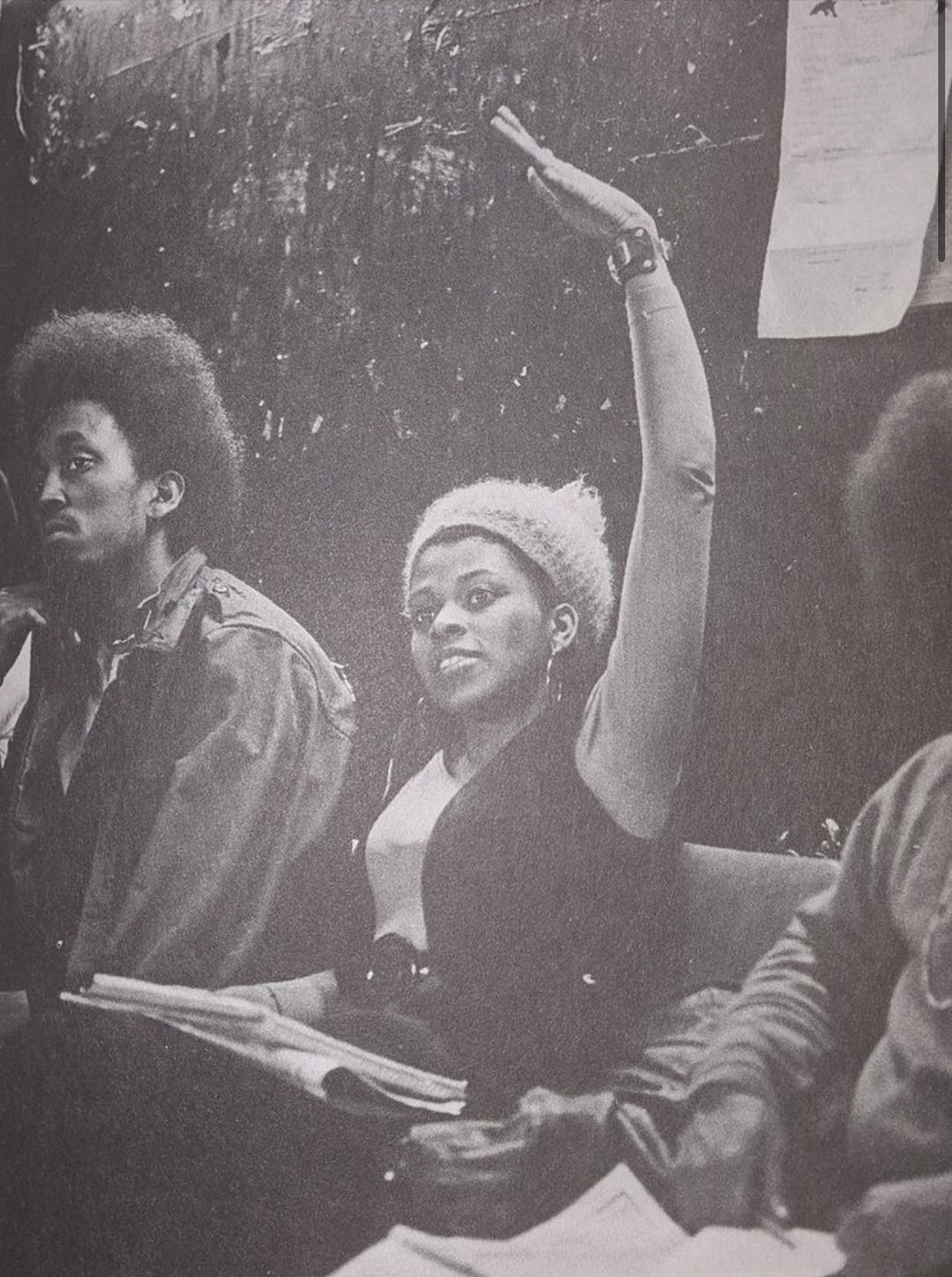 Assata Shakur : Mort d'une exilée, naissance d’un mythe ?