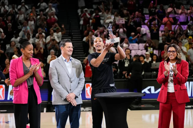Les grands lauréats des prix individuels WNBA 2025