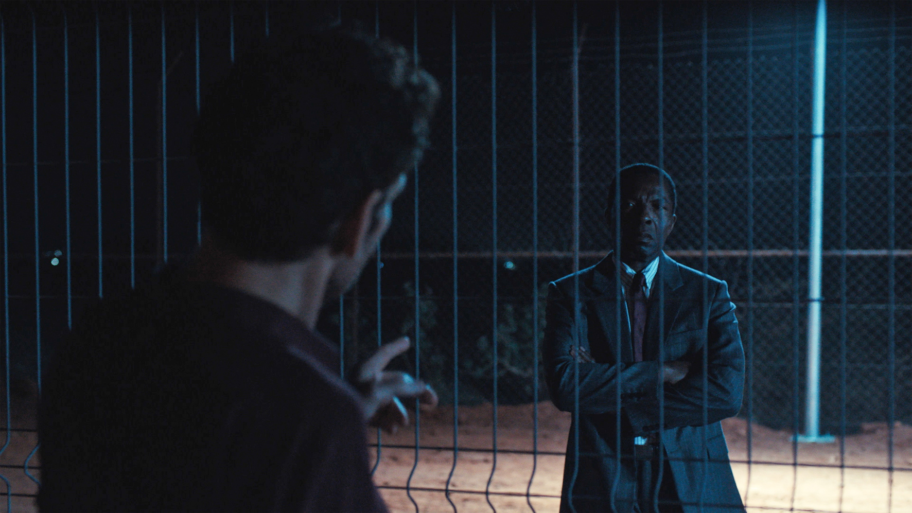 Le Cri des gardes : analyse d’un pouvoir néocolonial